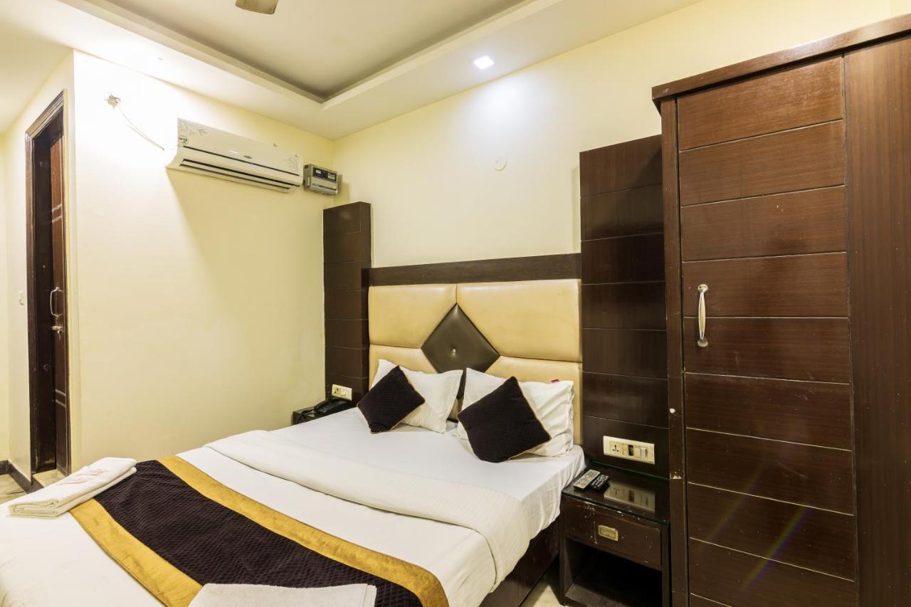 Hotel Grand Shyam- In Front Of New Delhi Railway Station-Couple Friendly ניו דלהי מראה חיצוני תמונה