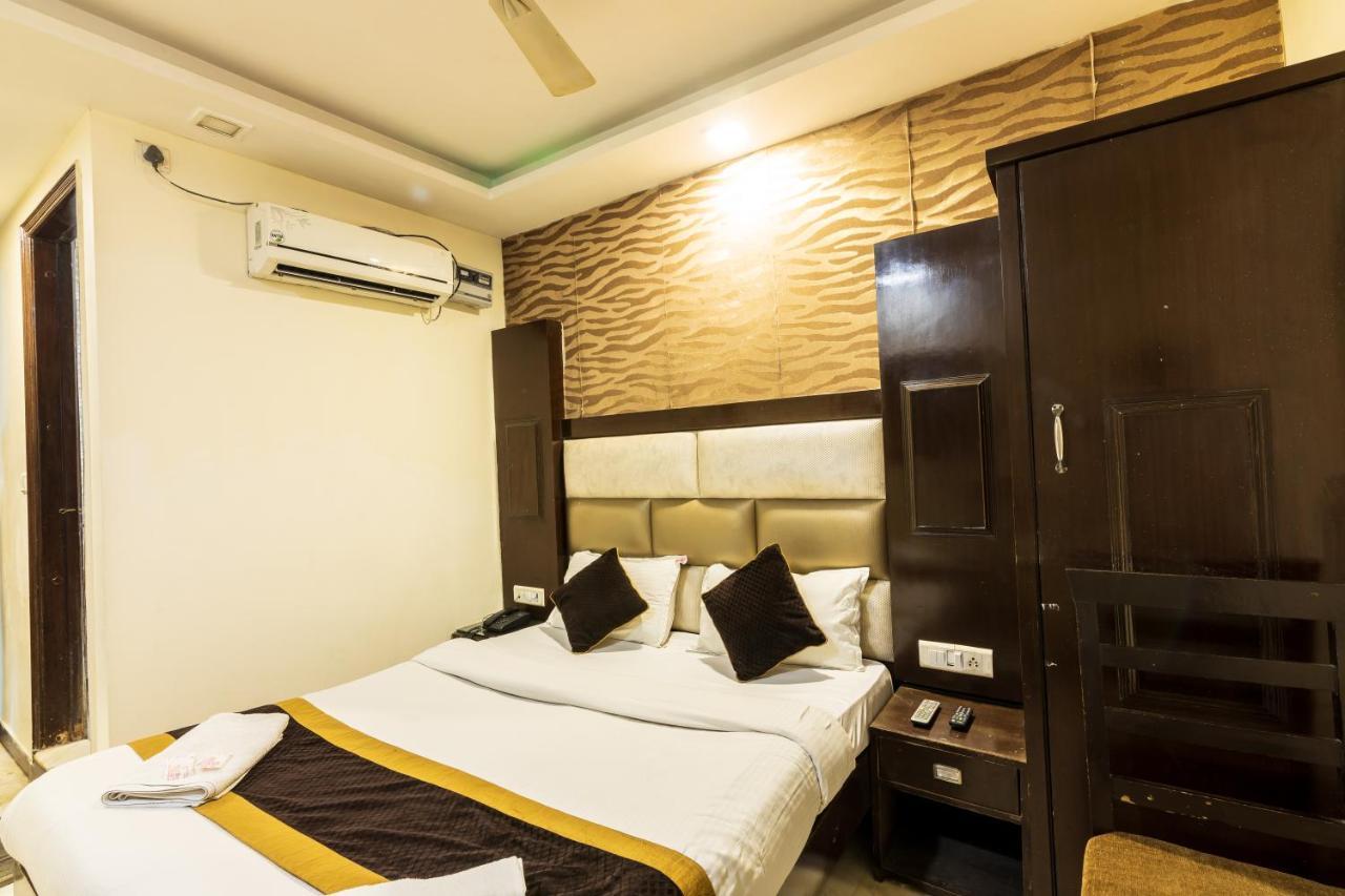 Hotel Grand Shyam- In Front Of New Delhi Railway Station-Couple Friendly ניו דלהי מראה חיצוני תמונה