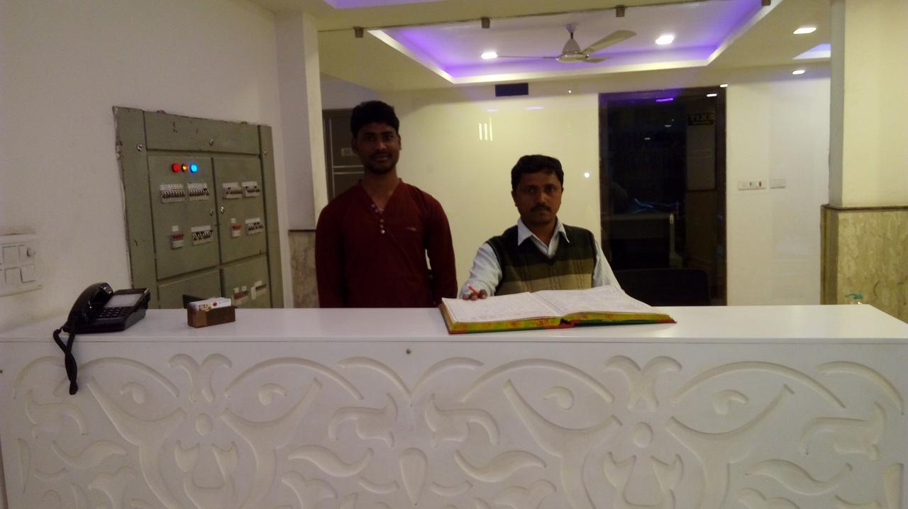 Hotel Grand Shyam- In Front Of New Delhi Railway Station-Couple Friendly ניו דלהי מראה חיצוני תמונה