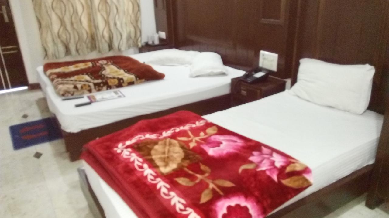 Hotel Grand Shyam- In Front Of New Delhi Railway Station-Couple Friendly ניו דלהי מראה חיצוני תמונה